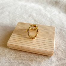 Load image into Gallery viewer, Sybil Statement Ring
