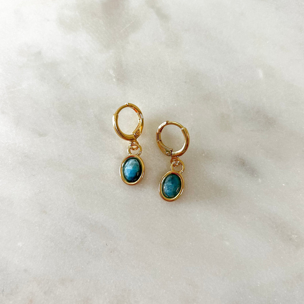 Turquoise Flor Huggie Earrings