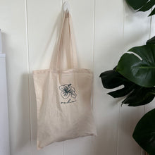 Load image into Gallery viewer, Hibiscus Oahu Tote Bag
