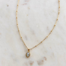 Load image into Gallery viewer, Eve Labradorite Necklace
