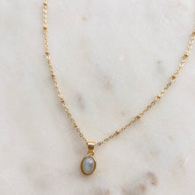 Load image into Gallery viewer, Eve Labradorite Necklace
