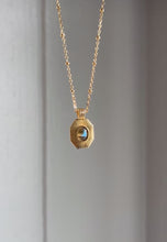Load and play video in Gallery viewer, Hera Labradorite Medallion Necklace
